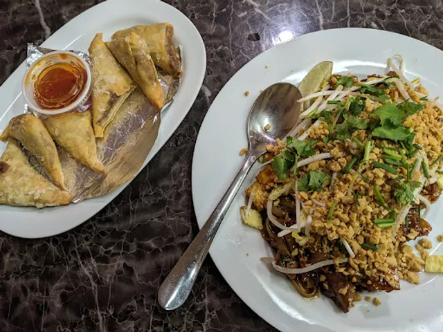 Maria’s Wok n Dine