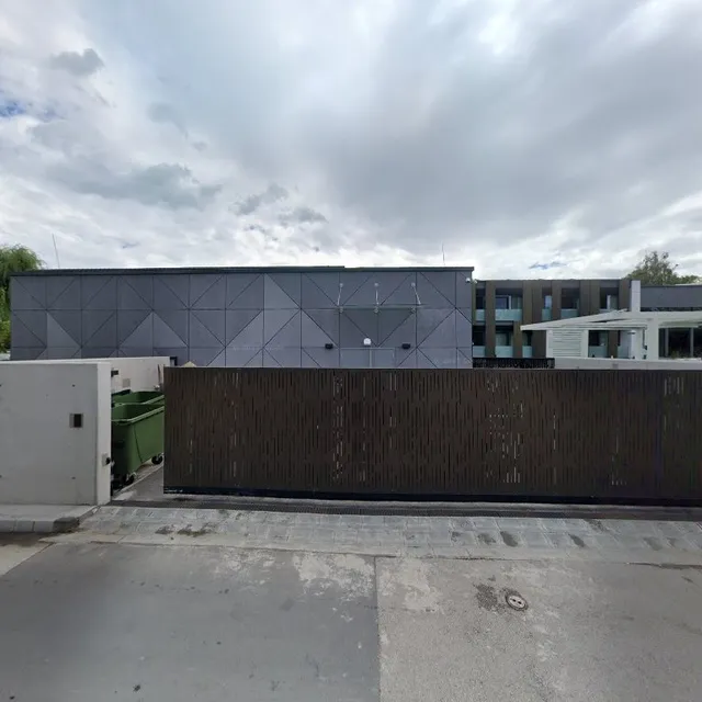 Vécsey Károly u. 20