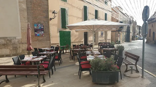 Bar y Restaurante Estarellas