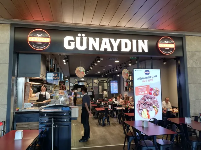 Günaydın Köfte & Döner Forum İstanbul