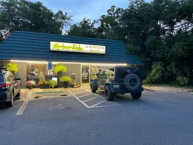 Arborside Medical & Recreational Dispensary