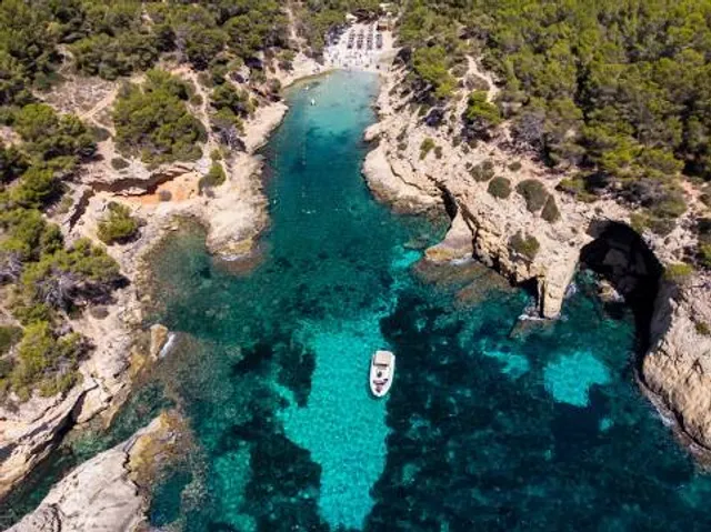 Cala Bella Dona