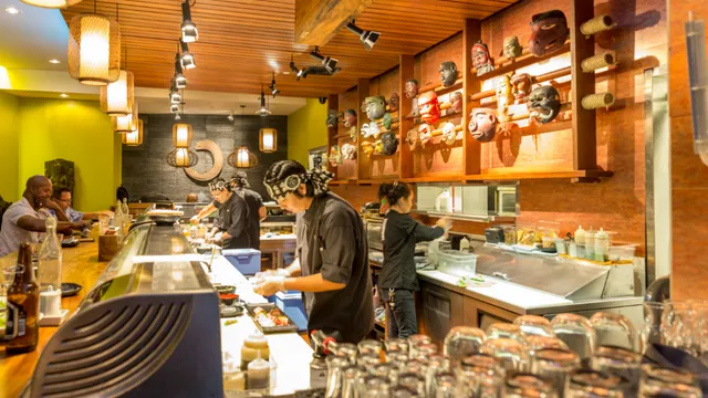 Doraku Sushi Kaka'ako