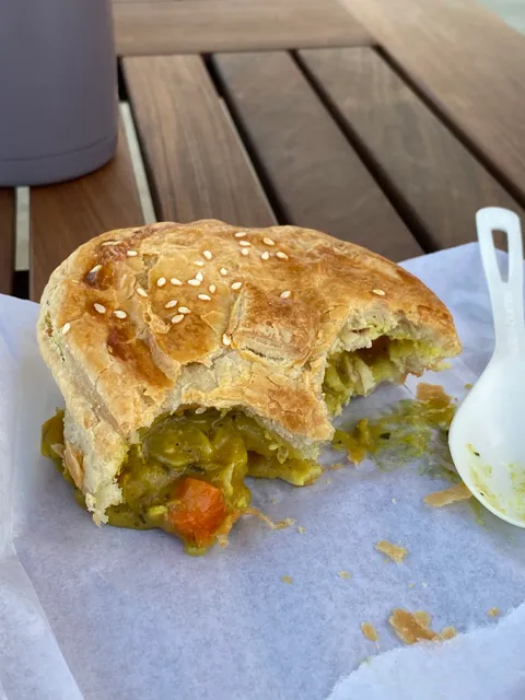 The Kiwi Korner puffs & pies