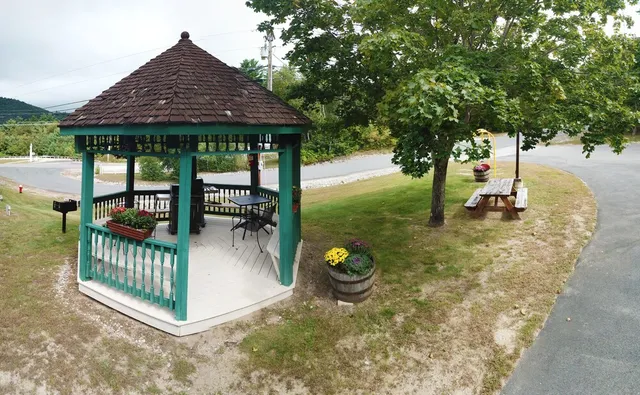 The Alpenglow Lodge at Attitash Mountain Village