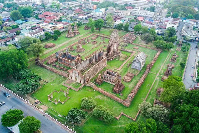 Wat Phrasi Rattana Mahathat