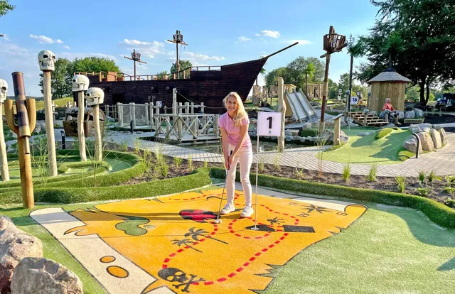 Adventure Minigolf Berlin "Pirate´s Island"
