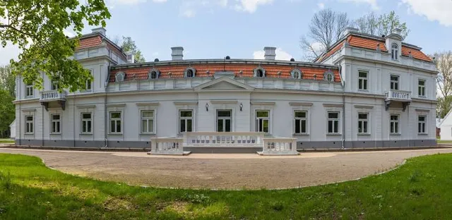 Zypliai Manor