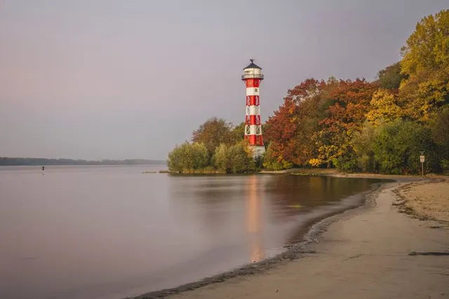Lighthouse Rissen, front light