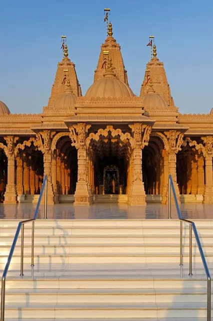 BAPS Shri Swaminarayan Mandir