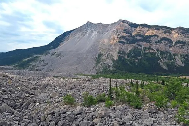 Frank Slide Interpretive Centre