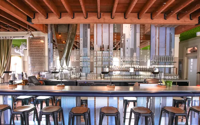 Queenstown Public House