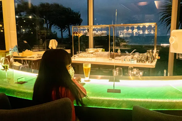 サンセットバー&テラス