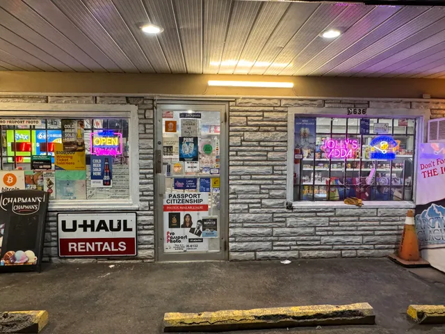 Jolly's Adda Indian Street Food