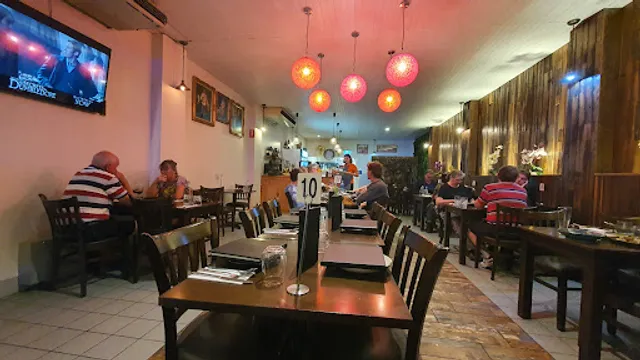 Lucky Thai Restaurant