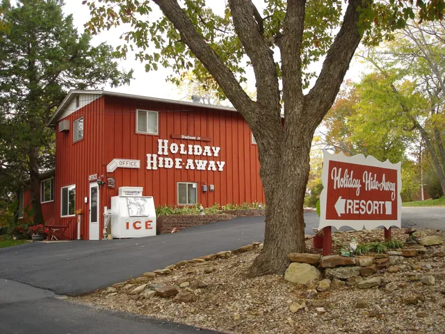 Holiday Hideaway Resort - Branson