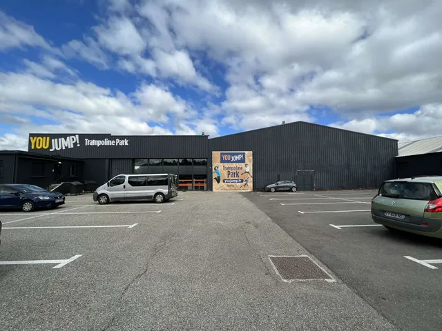 Trampoline Park Valence