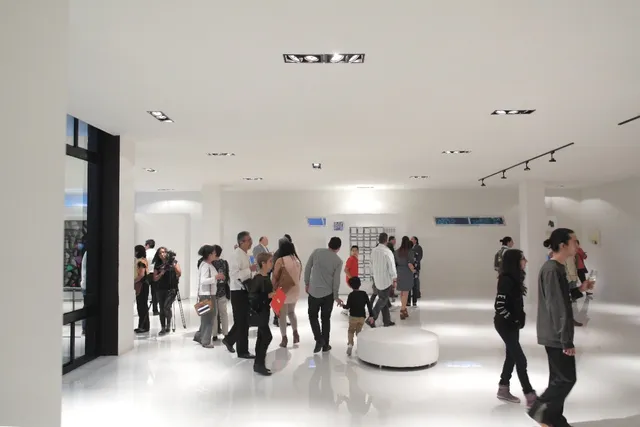 Domínguez y Buis Galería