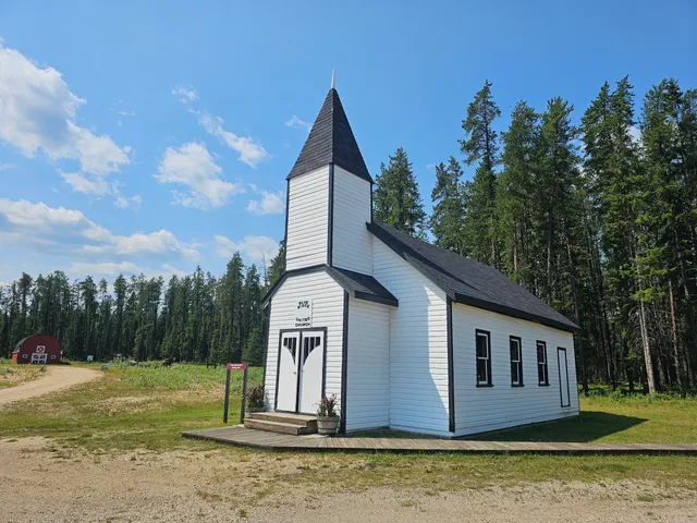 Forest Interpretive Center and Heritage Park