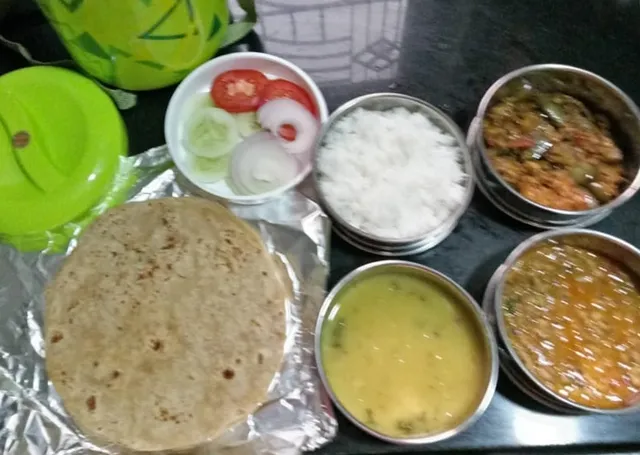 Prince tiffin service