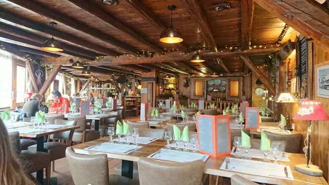 Restaurant La Pomme de Pin