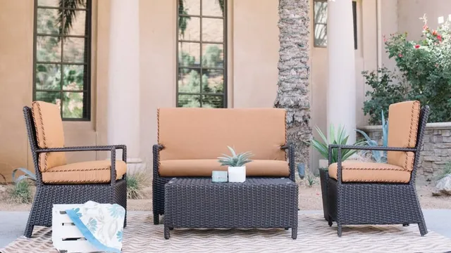 Westend Cushions & Umbrellas