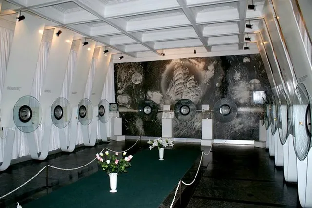 Mykola Siadrystyi Micro Miniatures Museum