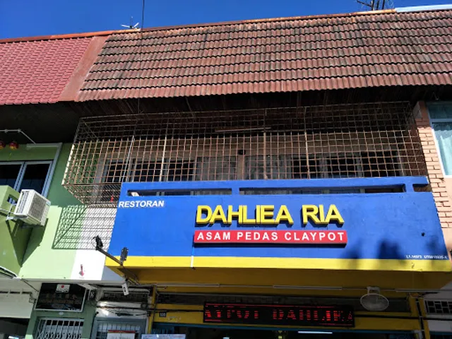 Asam Pedas Claypot Dahliea Ria