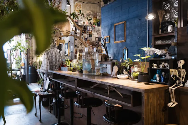 Botanical Item & Cafe CYAN