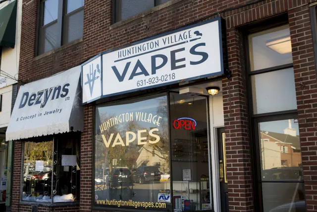 Huntington Village Vapes