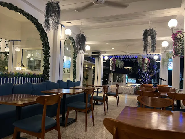 Pallas Greek Taverna