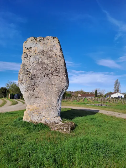 Menhir de Peyrefitte