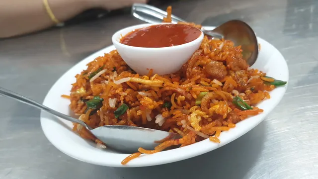 Mangalmurti Fast Food and Chinese Corner