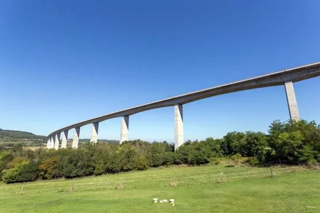 Kőröshegyi Völgyhíd