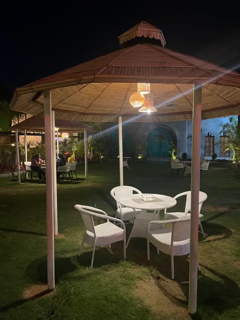 The Backyard farms in jalandhar / Best Resturant in jalandhar / Delicious Food resturant in jalandhar