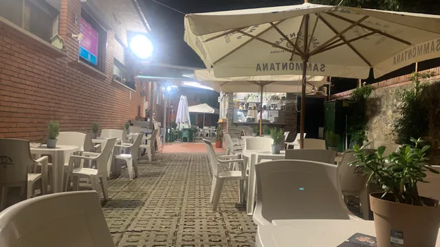 Bar paninoteca Crazy Horse street food