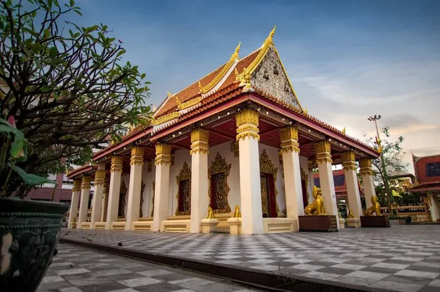 Wat Dan Samrong