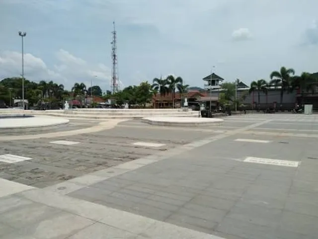 Alun-Alun Sumedang