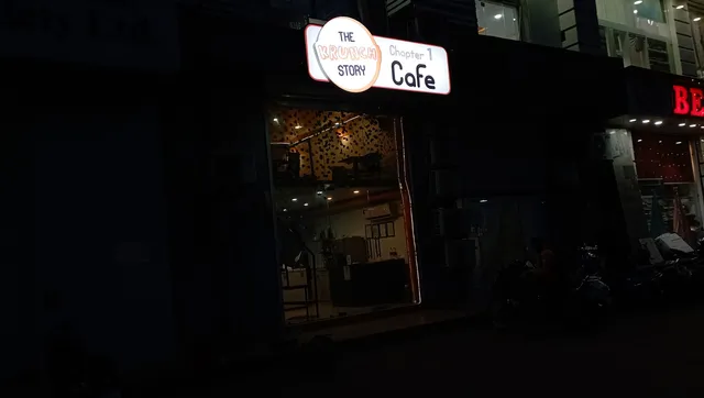 The Krunch Story "Chapter 1 - Cafe"