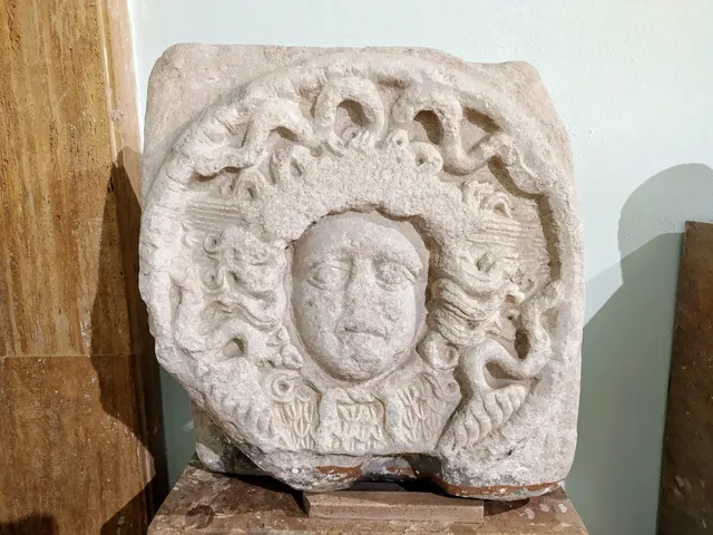 photo-1