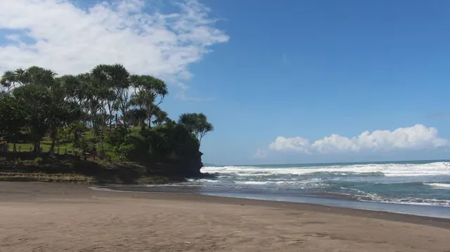 Pantai Bukit Batu Hiu