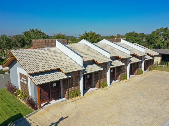 Hospedagem Nona Adélia