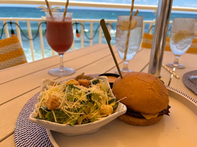 Breeze Ocean Kitchen