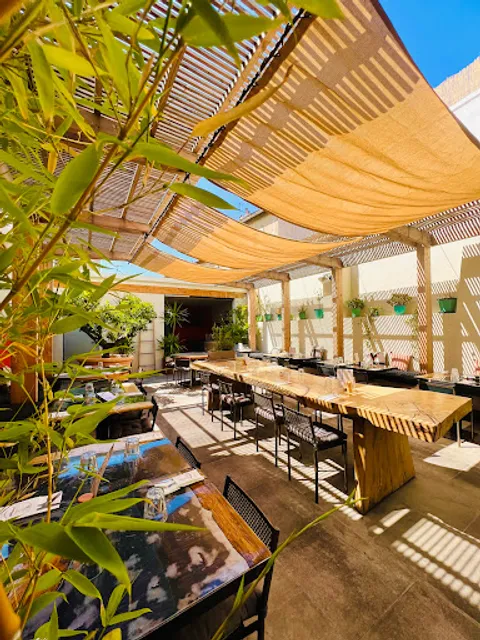 Rôtisserie Montaigne Saint Barnabé