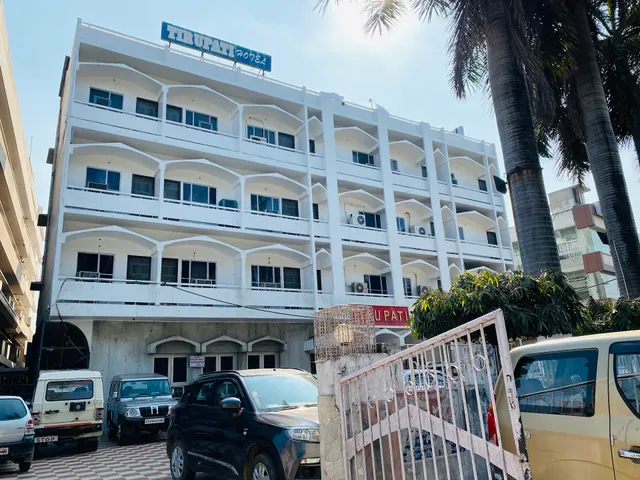 Tirupati Hotel