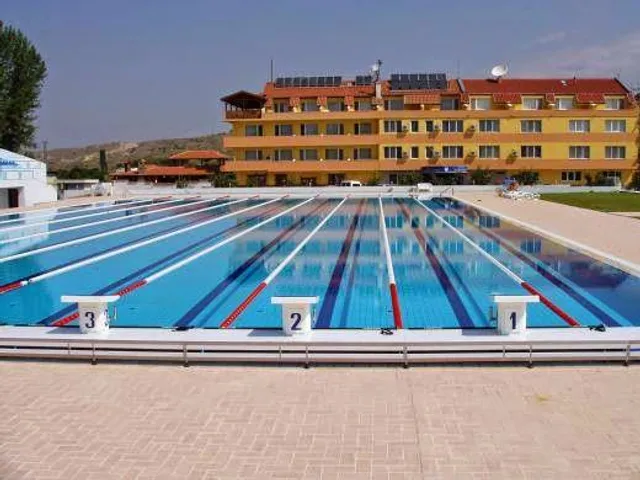 Komitite complex, Complex Komitite