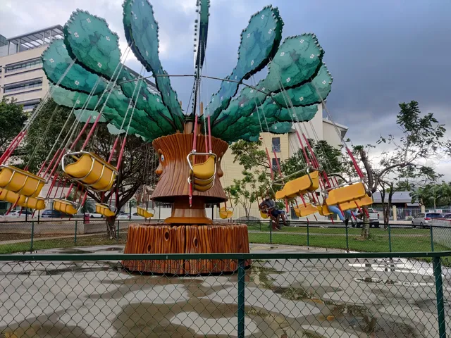 MovieTowne Carousel Park