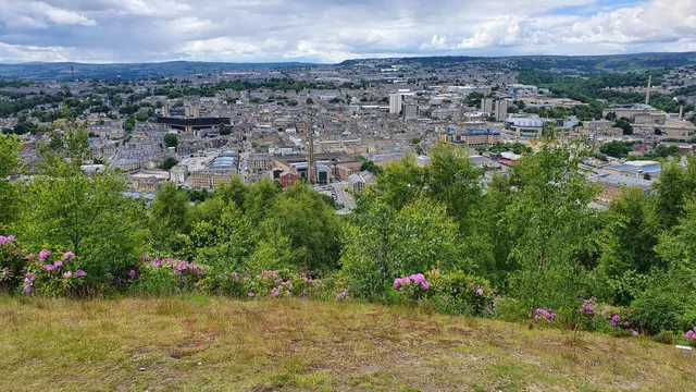 BEACON HILL • HALIFAX