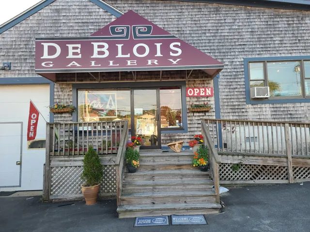 DeBlois Gallery