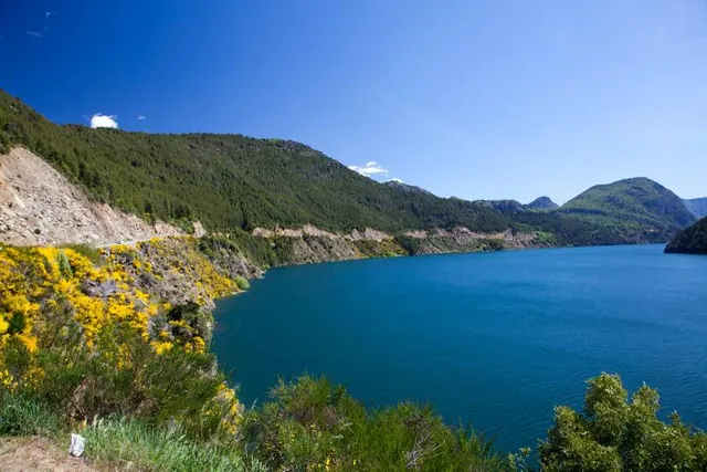 Lácar Lake
